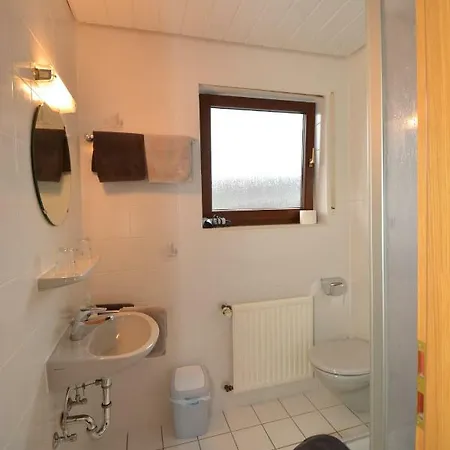 Weingut***pension Guenther Scholtes 雷温